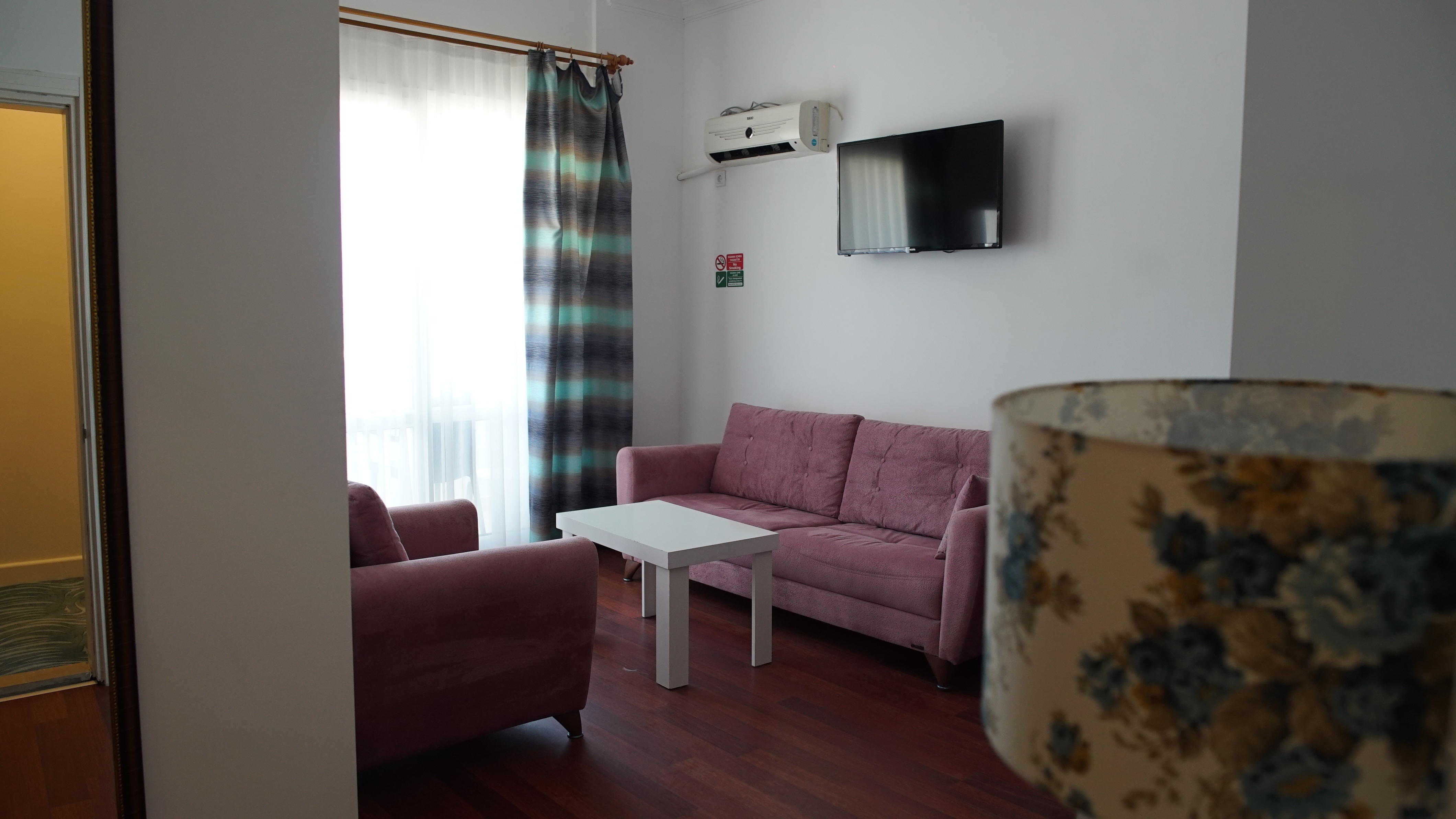 Süit Deniz Manzaralı Oda